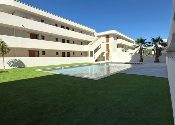 T2 With Terrace & Pool 300m From The *